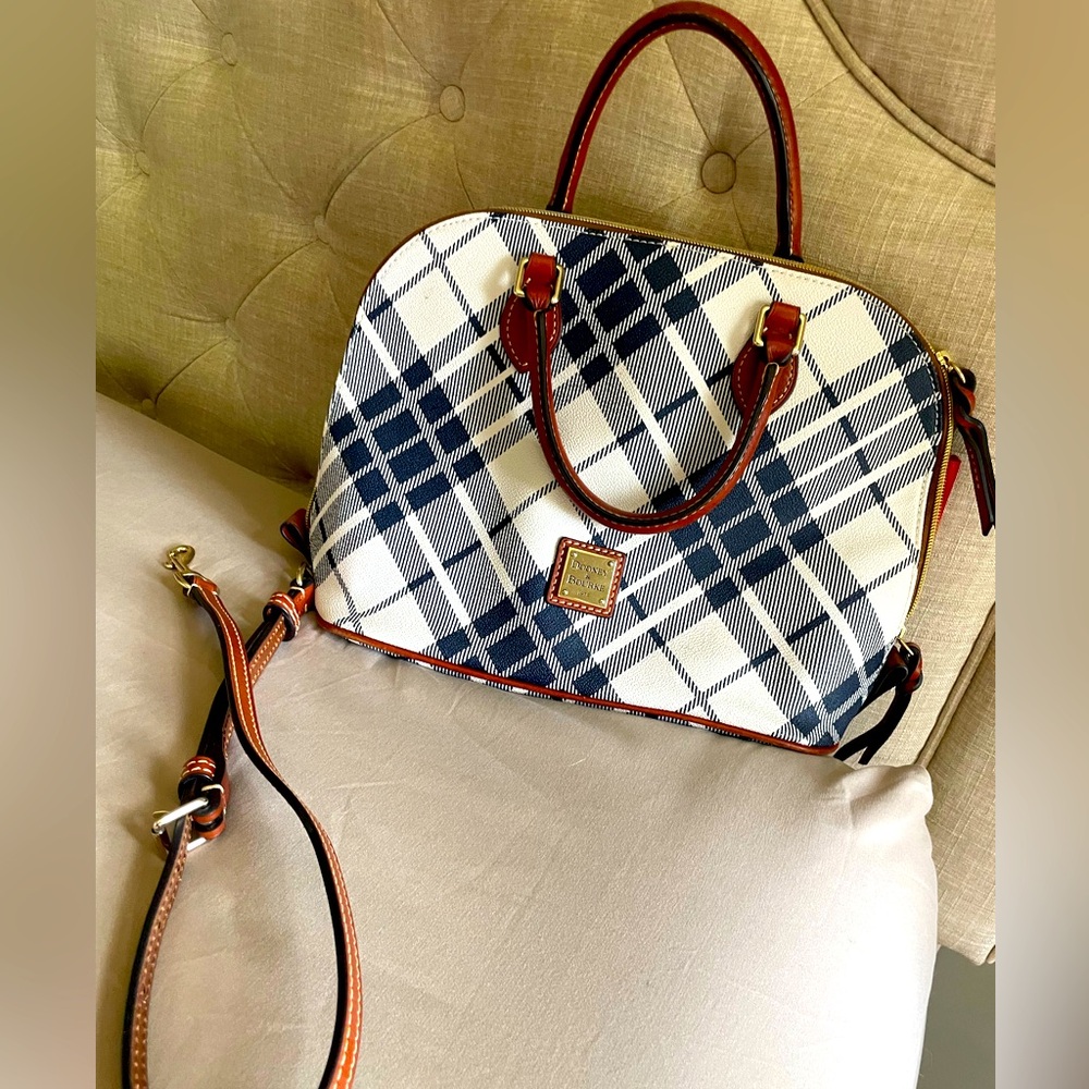 Dooney & Bourke Handbag